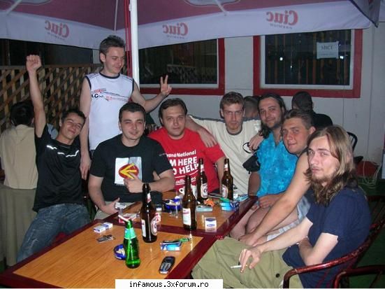 poze noi ala din stanga iar restu fostu los
